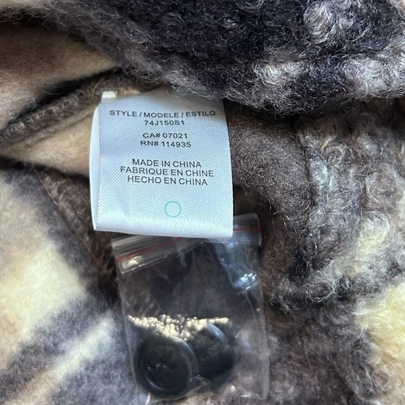 RD Zoe Plaid Boucle Short Shacket- Size Large - Picture 12 of 14